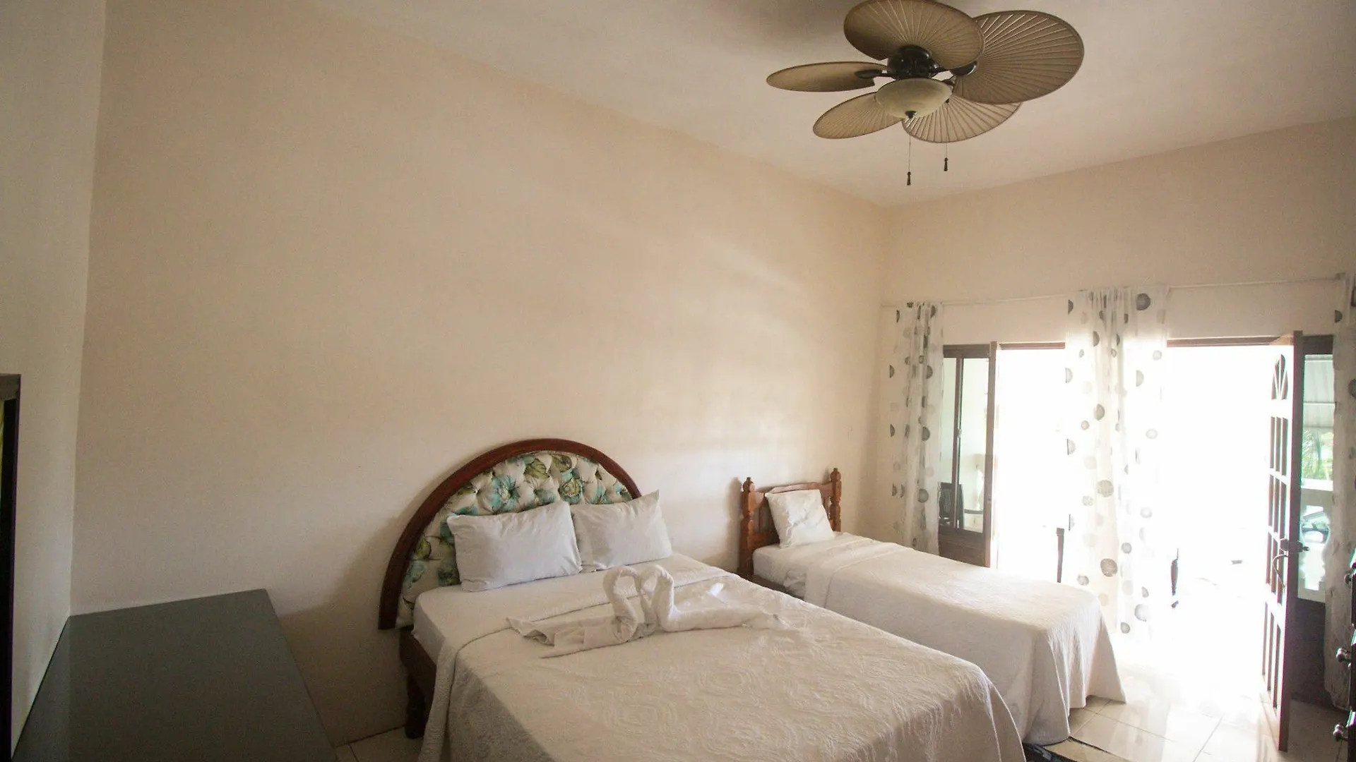 Chateau Margarite Bed And Breakfast Guest house Montego Bay