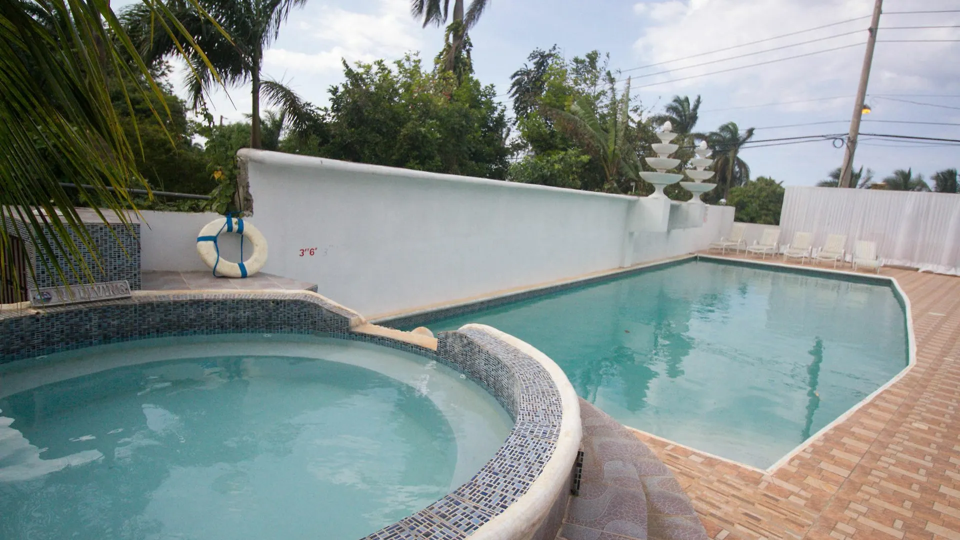 Chateau Margarite Bed And Breakfast Montego Bay