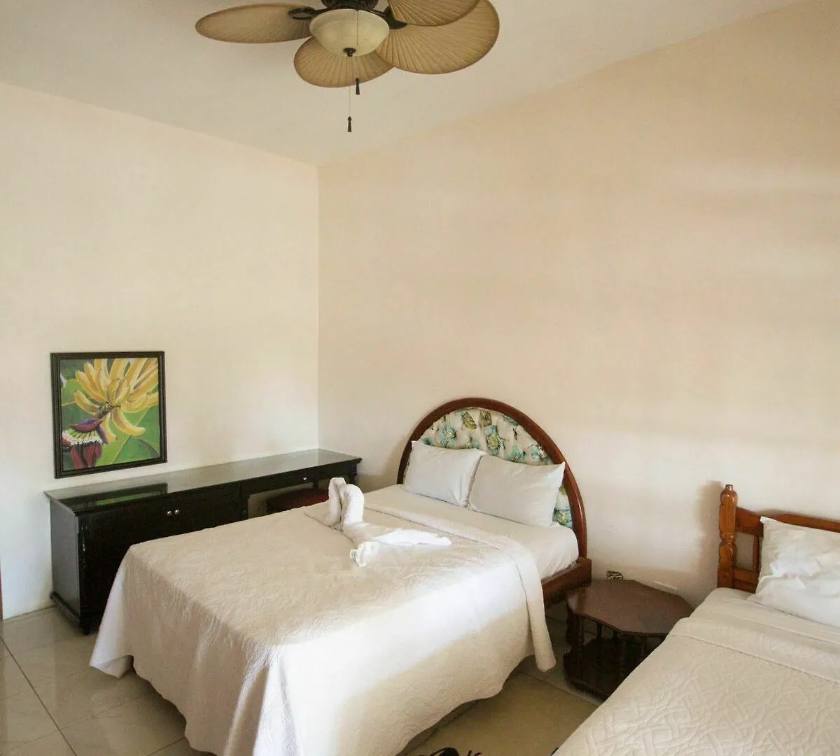 Chateau Margarite Bed And Breakfast Montego Bay Pensionat