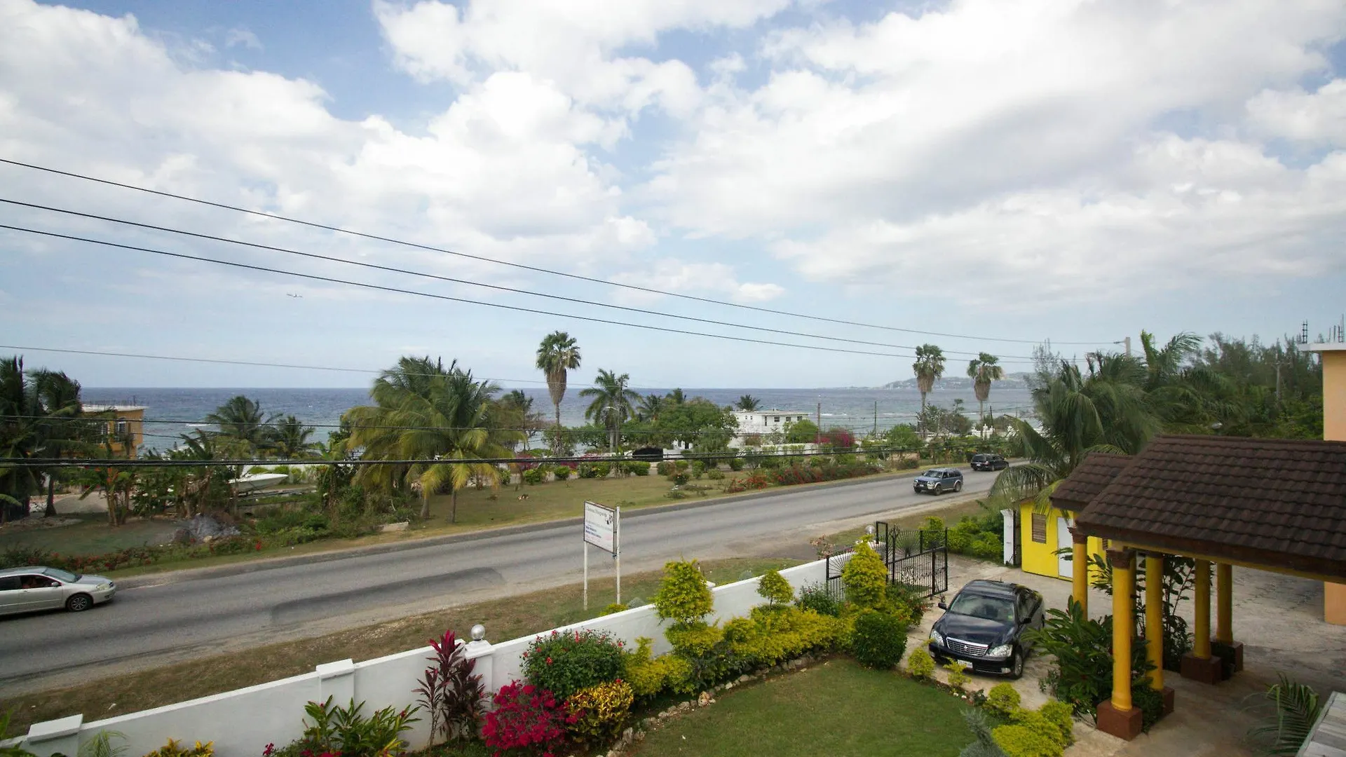 Chateau Margarite Bed And Breakfast Montego Bay