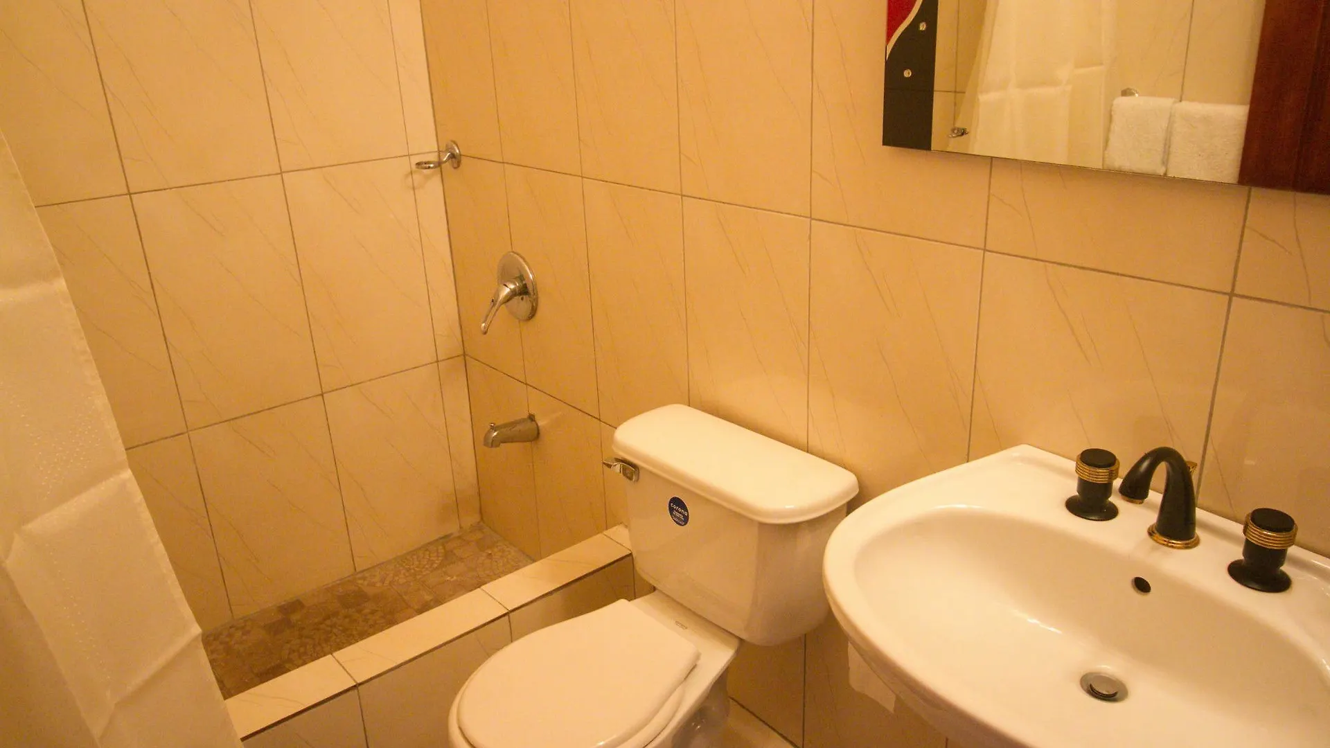 Chateau Margarite Bed And Breakfast مونتيغو باي بيت ضيافة